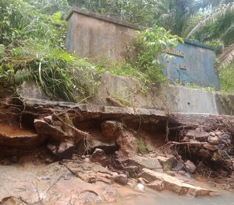 Pamsimas IMG 20211104 200955 Warga Kampung Bukit Kaciak Kesulitan Dapat Air Bersih Pasca Banjir