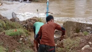 Jaringan PDAM yang Putus di Tapan Sudah Diperbaiki, Air Mengalir Normal ke Kran Pelanggan 1 IMG 20211220 215931 Jaringan PDAM yang Putus di Tapan Sudah Diperbaiki, Air Mengalir Normal ke Kran Pelanggan