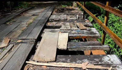 WhatsApp Image 2021 12 05 at 14.53.06 Kondisi Jembatan di Kawasan Wisata Salido Saribulan Memprihatinkan, Ini Harapan Warga