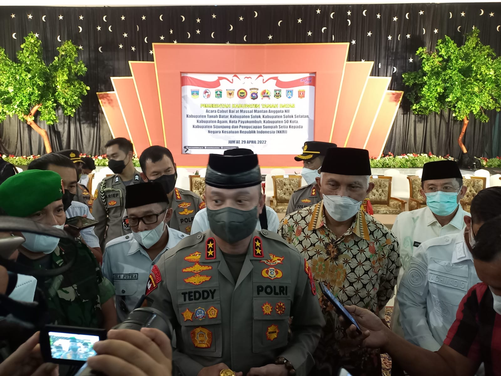 IMG 20220429 WA0040 518 Orang Anggota NII dari Sejumlah Daerah Cabut Baiat di Tanah Datar, Kapolda Sumbar Tegaskan Ini