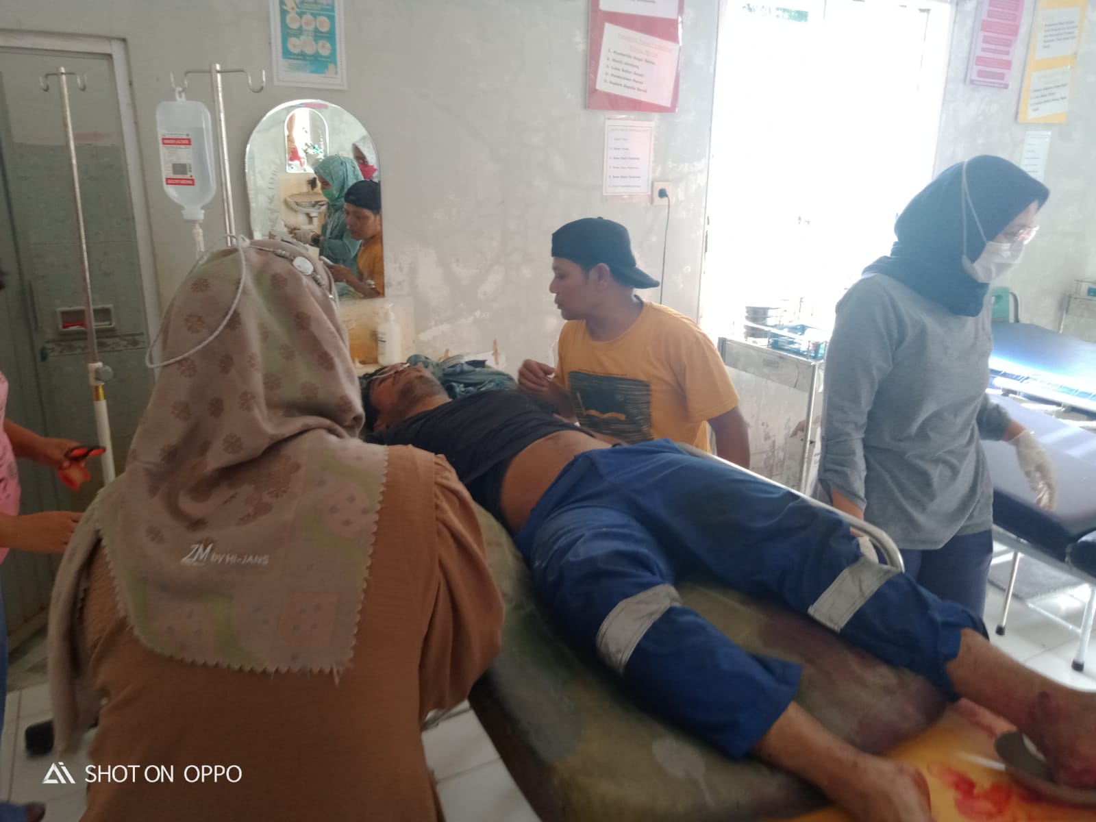 IMG 20220514 WA0027 Korban Kecelakaan Truck Tangki Bermuatan Pertalite di Bukit Pulai Dirujuk ke RS M Zein Painan