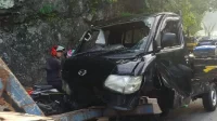 pikap.jpg pikap.jpg Tiga Penumpang Mobil Pikap yang Terjun ke Laut Ditemukan Tewas