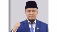 Ketua DPRD Pessel Ermizen Ketua DPRD Pessel Ermizen