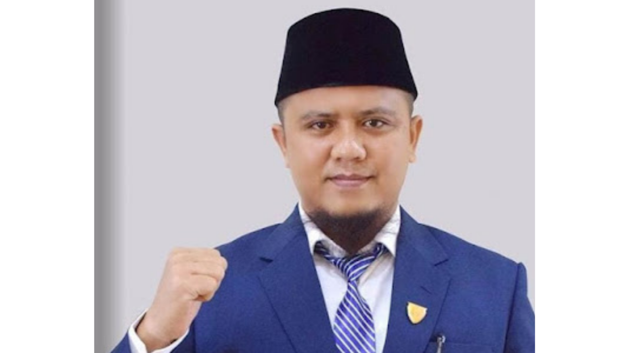 Ketua DPRD Pessel Ermizen