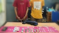 puluhan-paket-narkoba-diamankan Tersangka beserta puluhan paket narkoba diamankan polisi