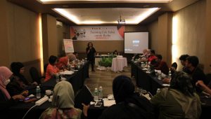 AJI Padang Gelar Pelatihan Cek Fakta untuk 13 Radio di Sumbar 1 WhatsApp Image 2022 10 17 at 13.19.39 AJI Padang Gelar Pelatihan Cek Fakta untuk 13 Radio di Sumbar