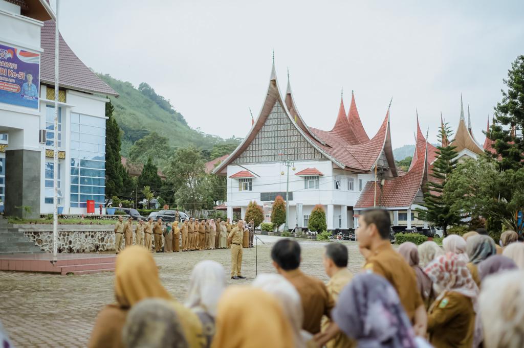 IMG-20230102-WA0000 IMG 20230102 WA0000 Apresiasi Kinerja 2022, Medison Ajak ASN Pemkab Solok Semakin Tingkatkan Kinerja Tahun 2023
