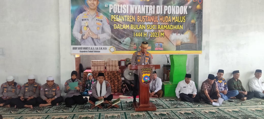 IMG 20230328 WA0000 Puluhan Polisi Solok Selatan Nyantri di Pondok Pesantren