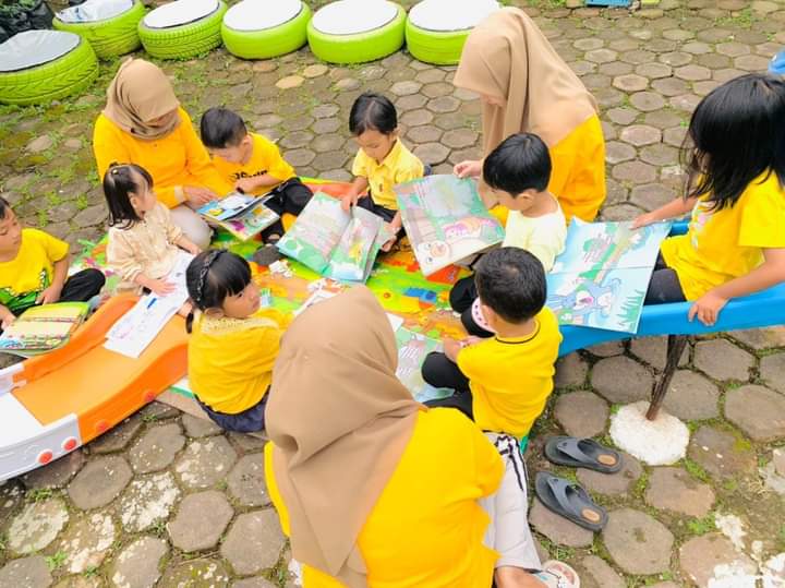 FB IMG 1683278496926 PAUD Permata Ibu Ajak Orang Tua Bacakan Cerita kepada Anak, Ini Tujuannya