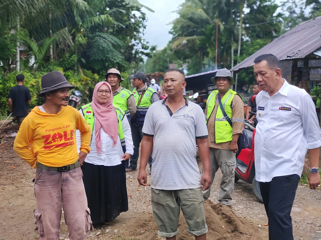 IMG 20230712 WA0008 Bupati Pesisir Selatan Tinjau Pembangunan Ruas Jalan di Batu Bakawik