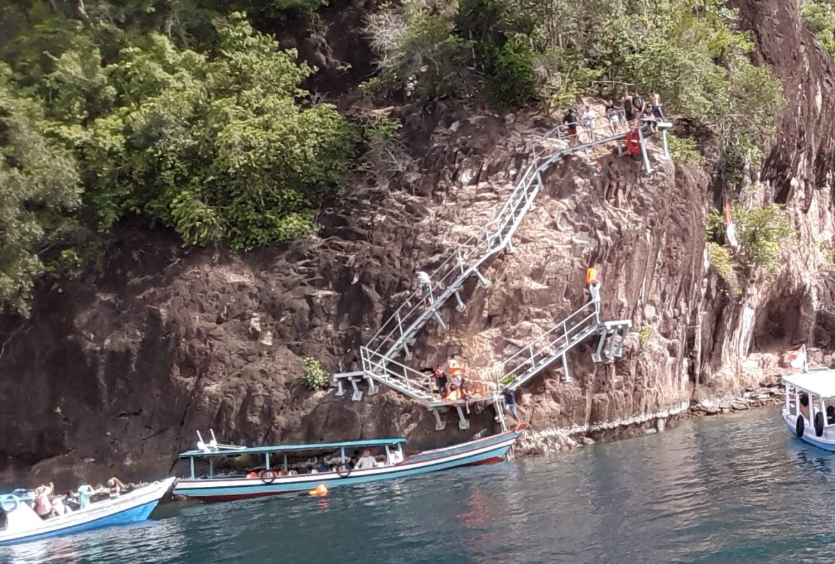 IMG-20231203-WA0012 IMG 20231203 WA0012 Serunya Cliff Jumping di Pulau Sironjong Kecil Mandeh Pesisir Selatan