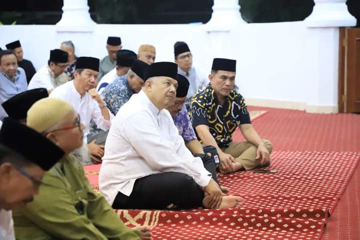 IMG 20240218 WA0025 Tingkatkan Kebersamaan, Wako Buka Puasa Bersama Kepala OPD