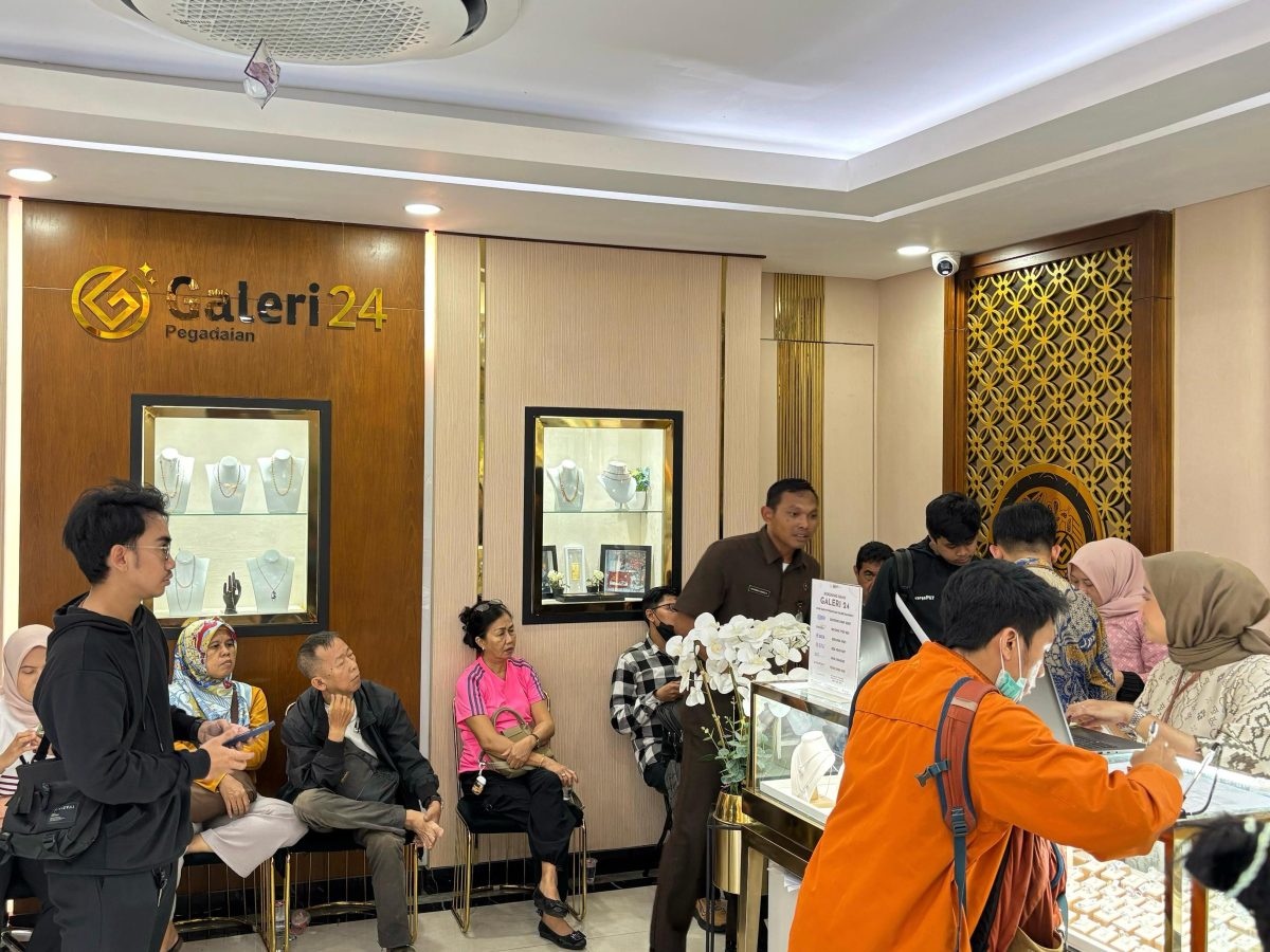 cm99fi5jk00001gqsbp887e6w Harga Emas Hari Ini Turun Serempak! Simak Daftar Terbarunya di Pegadaian