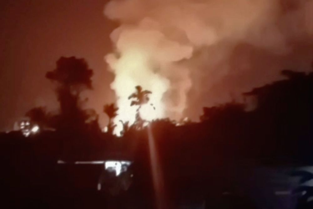 kilang-minyak-di-dumai-meledak-man