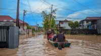 EWnOnyyTFNa9kVWjYseEVrqjI8dPaqezWtZdv6TH Banjir Padang: 31.845 Jiwa Terdampak, 8 Meninggal Dunia