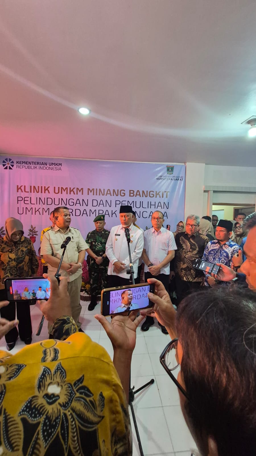 IMG 20260124 WA0003 Wabup Solok Hadiri Peresmian Klinik UMKM Minang Bangkit