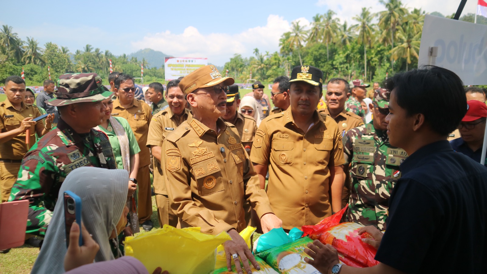 IMG 20260210 WA0000 TMMD Ke-127 Kodim 0311/Pesisir Selatan Hadirkan Gerakan Pangan Murah