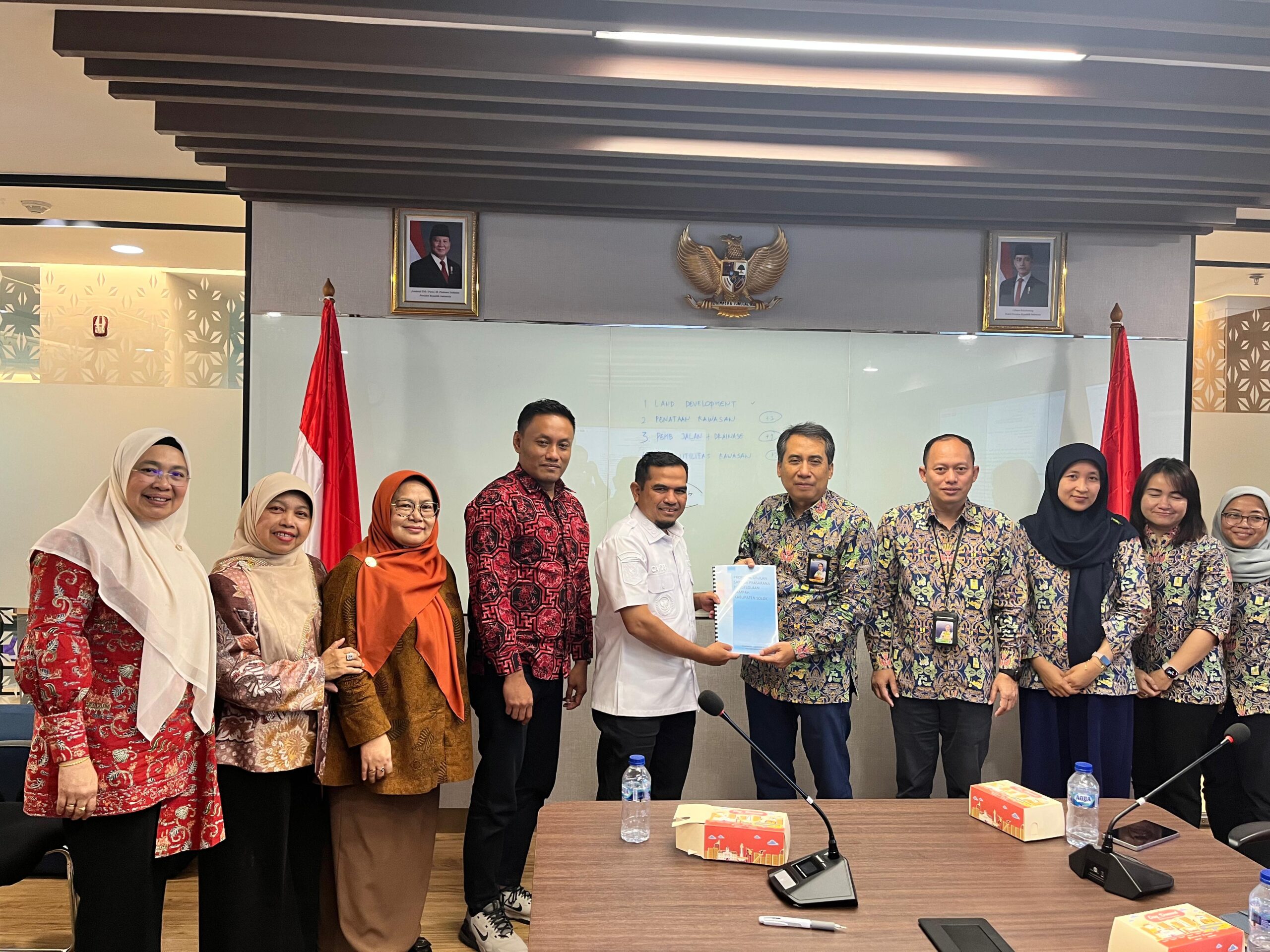 IMG 20260212 WA0029 scaled Kunjungi Kementerian PU, Pemkab Solok Dorong Pengelolaan Sanitasi dan Sampah Terpadu Berbasis Wilayah